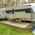 Urlaub Im Wohnwagen Mitten Im Wald Parque de Campismo