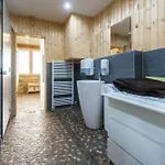 Urlaub Im Wohnwagen Mitten Im Wald * Lutow
