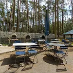 Parque de Campismo Urlaub Im Wohnwagen Mitten Im Wald