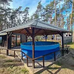 营地 Urlaub Im Wohnwagen Mitten Im Wald