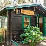 Urlaub Im Wohnwagen Mitten Im Wald * Lutow