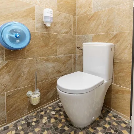 Urlaub Im Wohnwagen Mitten Im Wald Lutow