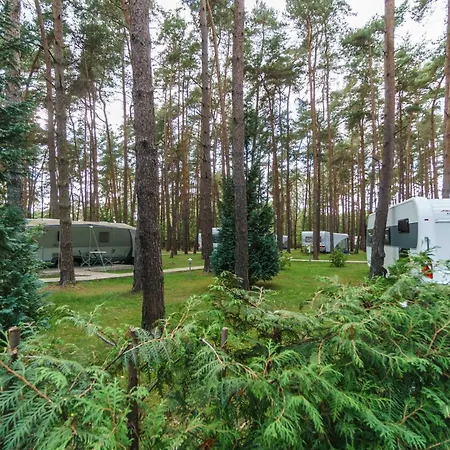 Urlaub Im Wohnwagen Mitten Im Wald Campingplads Lutow