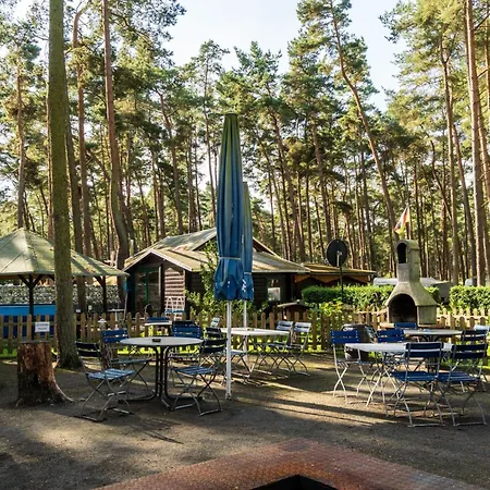 营地 Urlaub Im Wohnwagen Mitten Im Wald